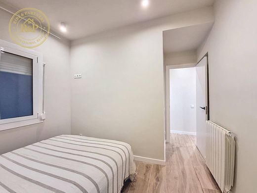 Apartment / Etagenwohnung in Barcelona, Provinz Barcelona