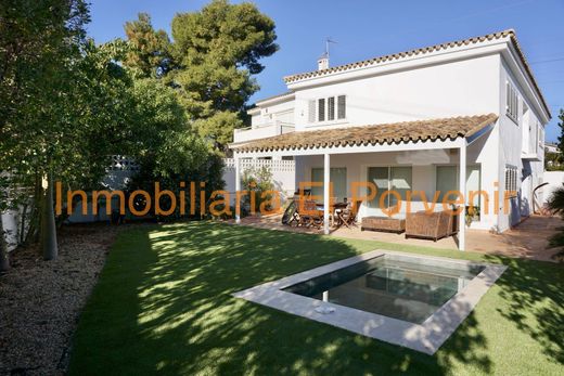 Detached House in Torrent, Valencia