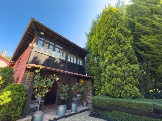 Luxury home in Villaviciosa, Province of Asturias