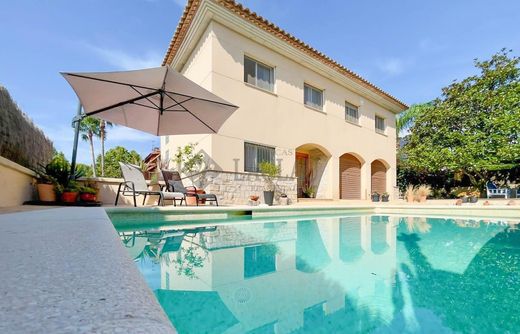 Casa de lujo en Vilanova i la Geltrú, Provincia de Barcelona