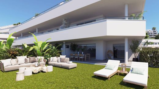 Apartment / Etagenwohnung in Estepona, Málaga