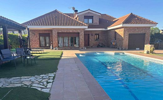 Detached House in Nuevo Baztán, Province of Madrid