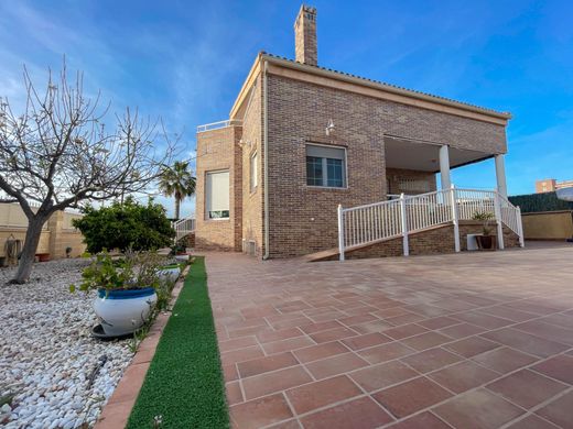 Dom jednorodzinny w Arenales del Sol, Provincia de Alicante