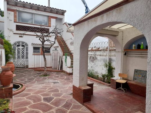 Luxus-Haus in Mataró, Provinz Barcelona