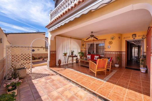 Einfamilienhaus in Aguadulce, Almería