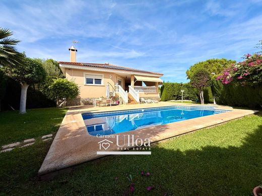 Detached House in Mutxamel, Alicante