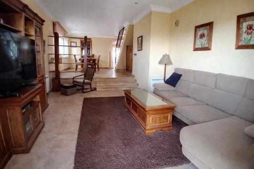 Luxury home in El Molar, Province of Madrid