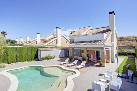 Vrijstaand huis in Otura, Provincia de Granada