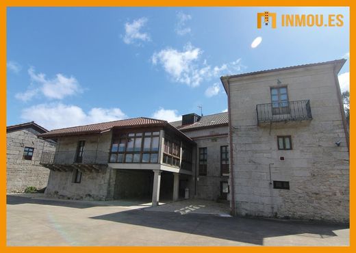 Lüks ev Dadín, Provincia de Ourense