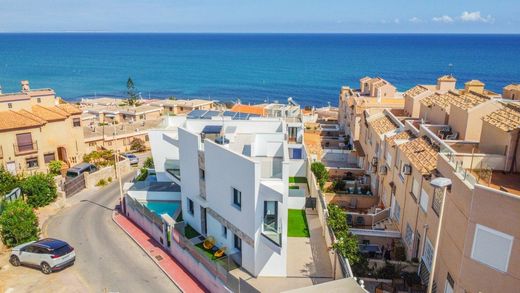 Villa in Torrevieja, Provincia de Alicante