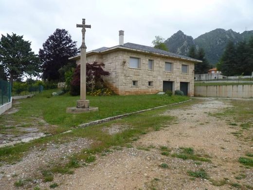 Detached House in Ayegui, Province of Navarre