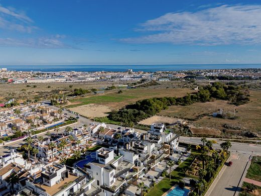 Penthouse in Playas de Orihuela, Alicante