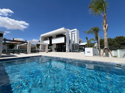 Villa in Playas de Orihuela, Provincia de Alicante