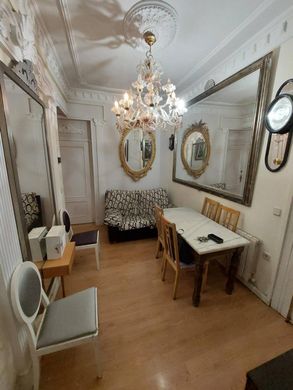 Apartment / Etagenwohnung in Madrid, Provinz Madrid