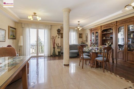 Συγκρότημα ανεξάρτητων κατοικιών σε Gójar, Provincia de Granada