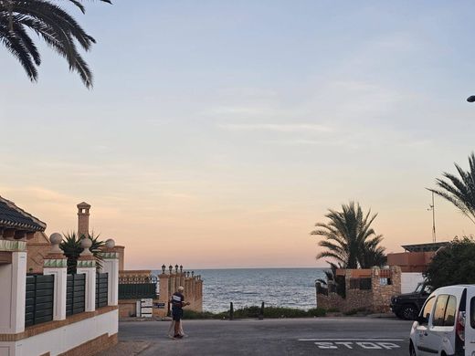 Einfamilienhaus in Torrevieja, Alicante