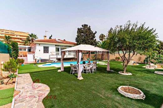 Vrijstaand huis in Roquetas de Mar, Almería