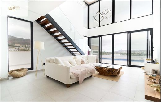 Detached House in Finestrat, Alicante