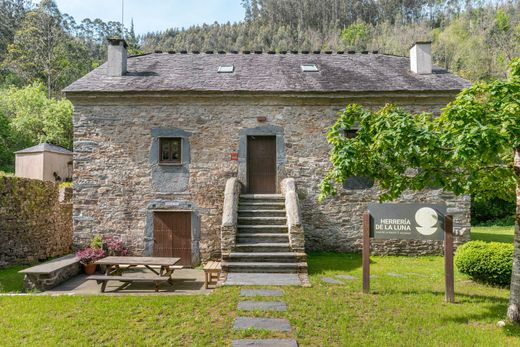 Luxury home in El Franco, Province of Asturias