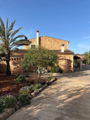 Villa in Lloret de Vistalegre, Balearen