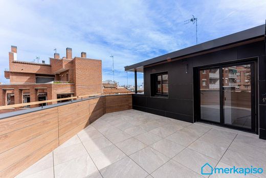 Luxus-Haus in Viladecans, Provinz Barcelona