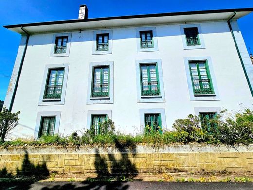 Detached House in Navia, Province of Asturias