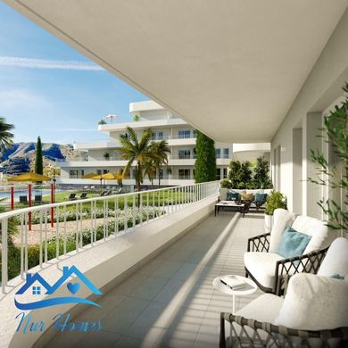 Apartment / Etagenwohnung in Fuengirola, Málaga