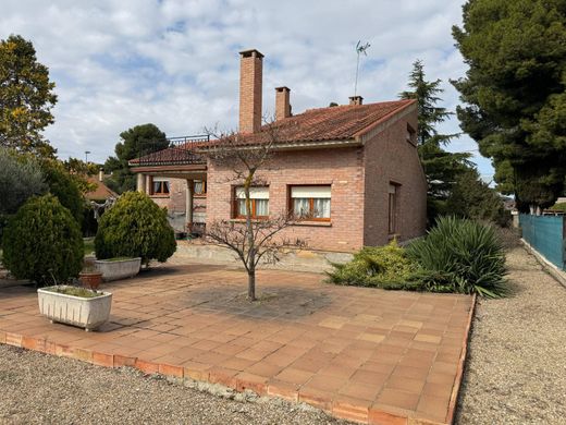 Casa Unifamiliare a La Muela, Saragozza