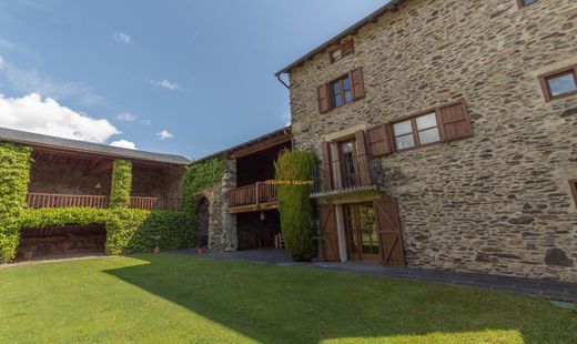 Casa di lusso a Estavar, Pirenei Orientali