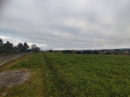 Land in Tapia de Casariego, Province of Asturias