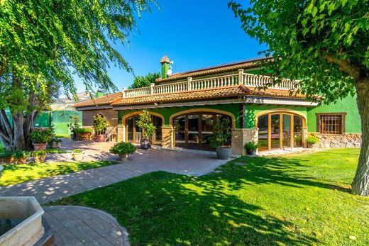 Detached House in Onil, Alicante