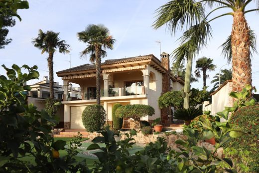 Einfamilienhaus in Chiva, Valencia