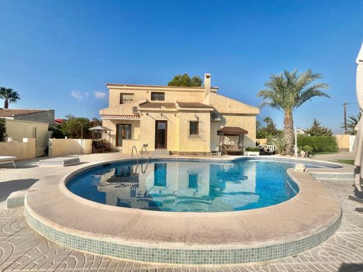 Casa en Torrevieja, Provincia de Alicante