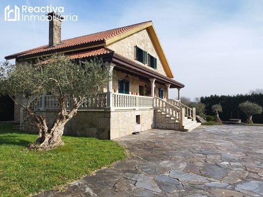 ‏בתים כפריים או חוות ב  Brion, Provincia da Coruña