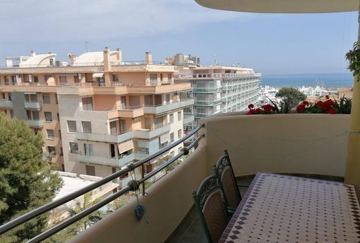 Apartment / Etagenwohnung in Benalmádena, Málaga