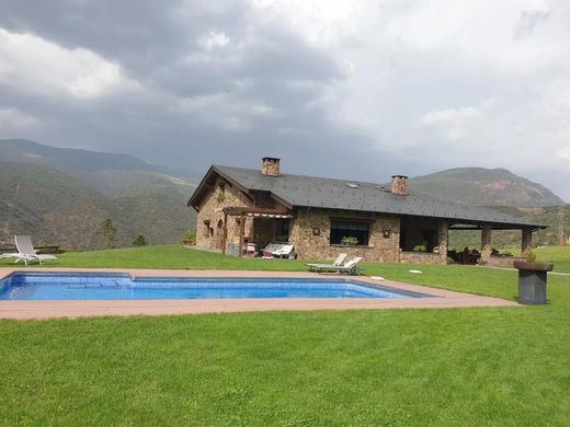 Farmhouse in Alàs i Cerc, Province of Lleida