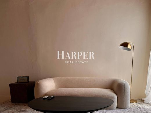 Apartment / Etagenwohnung in Barcelona, Provinz Barcelona