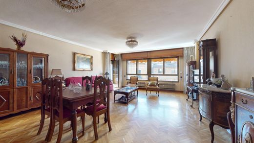 Apartment / Etagenwohnung zu verkaufen in Valladolid