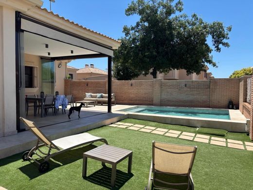 Semidetached House in Jerez de la Frontera, Cadiz
