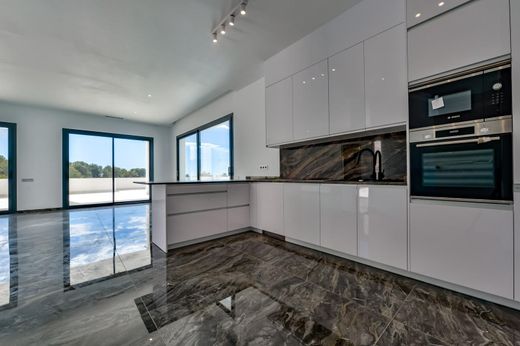 Villa in Finestrat, Alicante