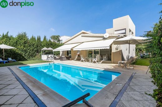 Las Gabias, グラナダの一戸建て住宅