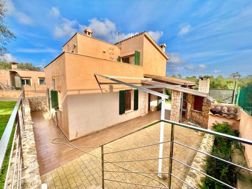 Einfamilienhaus in Santanyí, Balearen Inseln