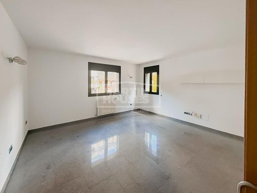 Apartment / Etagenwohnung in La Massana
