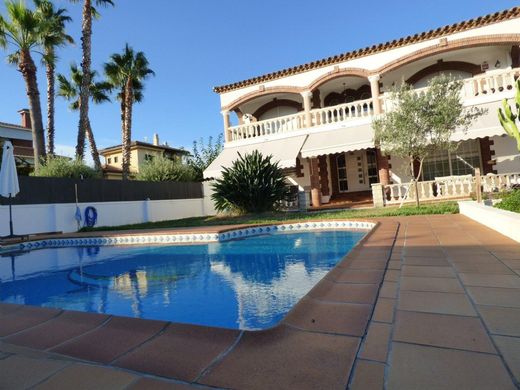 Luxury home in El Vendrell, Province of Tarragona