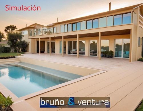 Detached House in Vilanova i la Geltrú, Province of Barcelona