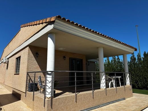 Detached House in Llíria, Valencia