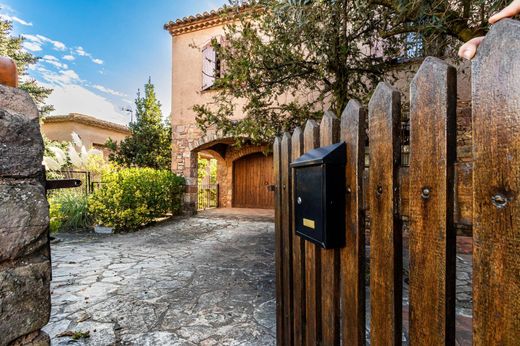 Vrijstaand huis in Sant Llorenç Savall, Província de Barcelona