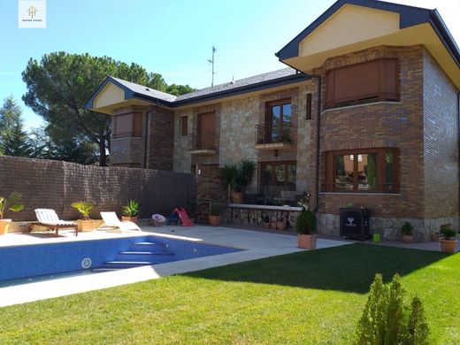 Detached House in Galapagar, Province of Madrid