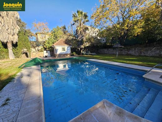 Detached House in Cordova, Province of Córdoba