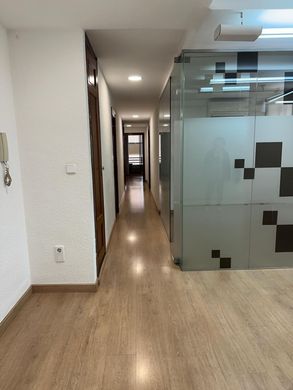 Apartment / Etagenwohnung in Valencia, Provinz Valencia